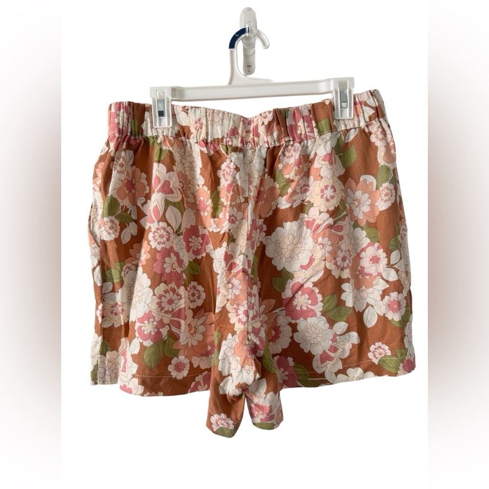 Women’s Floral Shorts - Size XL - Picture 2 of 6